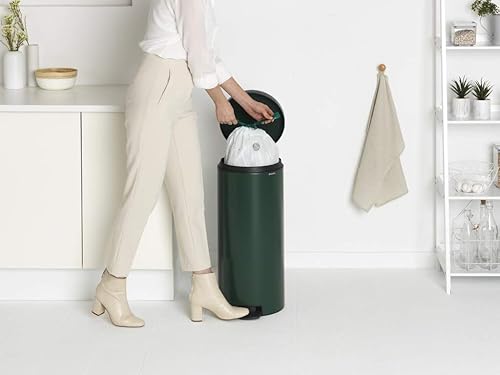 Miniatura 4 de Brabantia New Icon Step - Bote de basura (8 galonesverde pino) de cierre suave para cocinabote de reciclaje con cubo extraíble