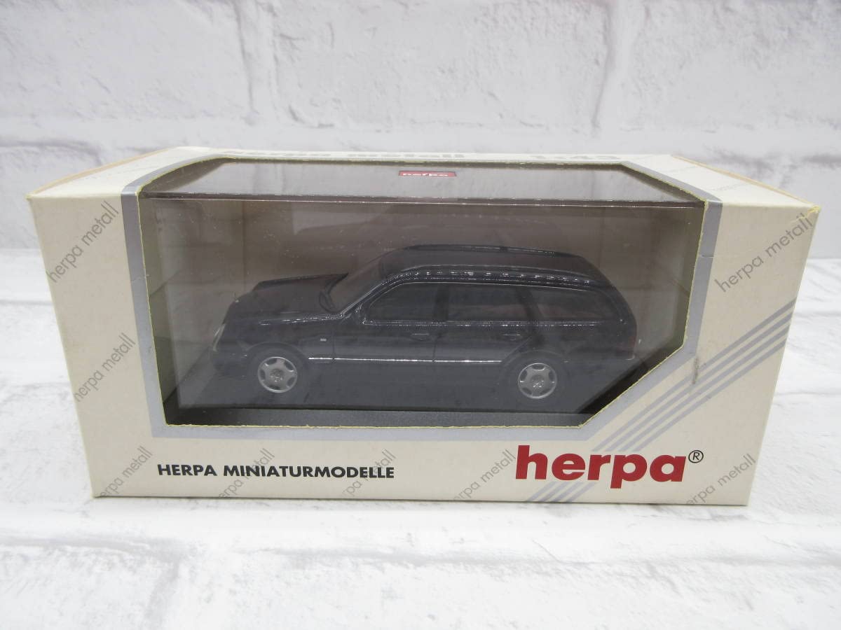 Amazon | ミニカー 1/43 ヘルパ メルセデスベンツ Eクラス E320 T  