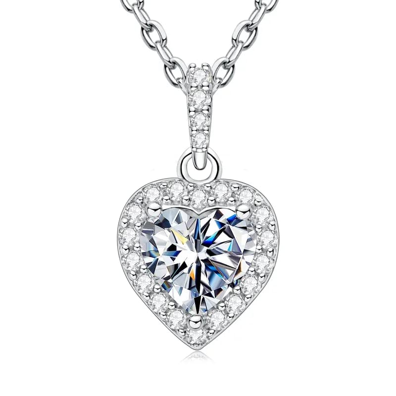 Collier moissanite cœur 1.0 ct, le pendentif halo en argent pour illuminer vos tenues de soirée