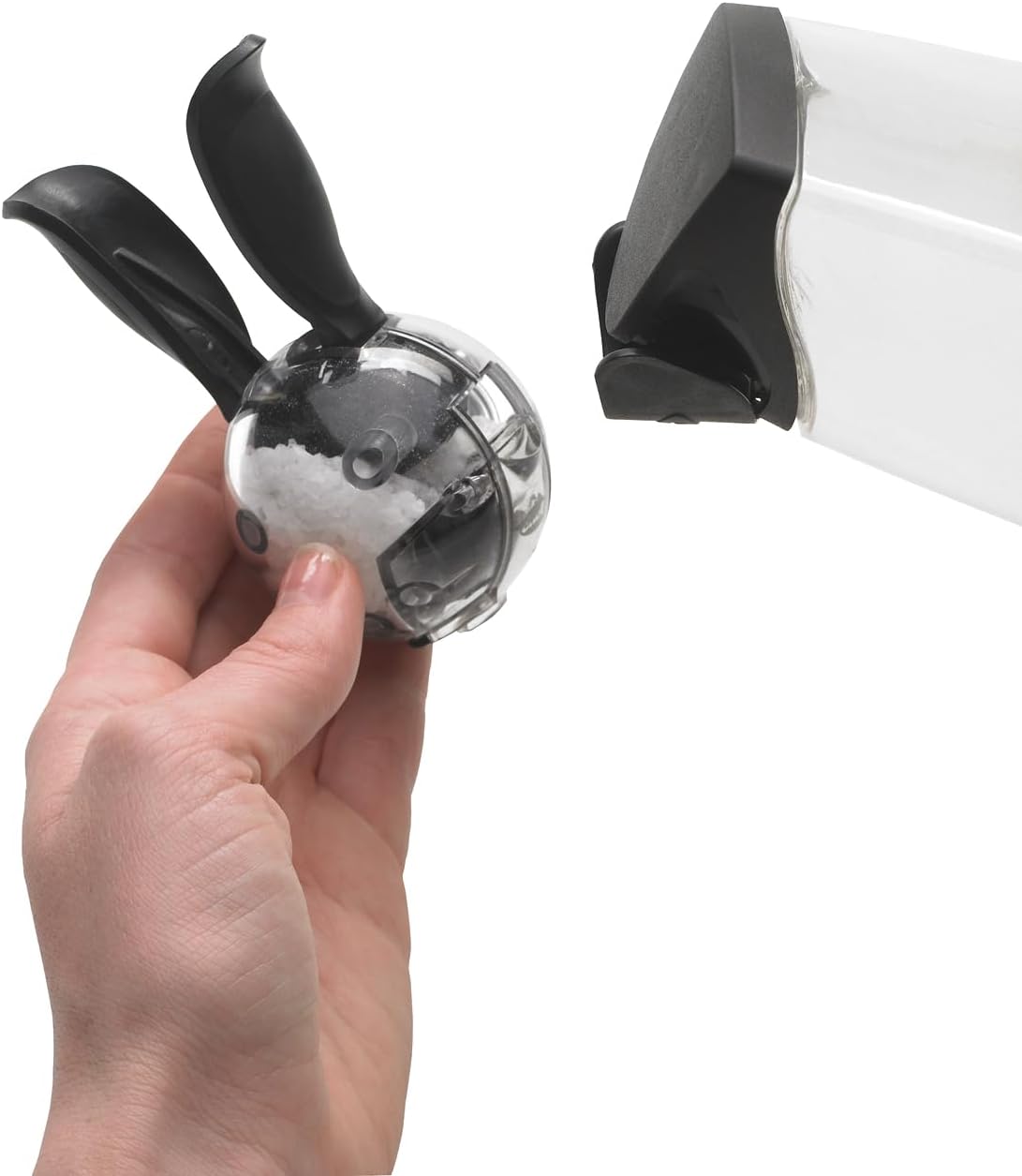 Chef'n Mini Magnetic PepperBall and SaltBall Set (Black),101-033-001