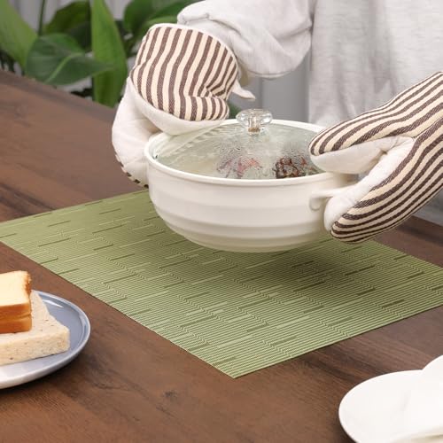 Myir JUN Table Mats Set of 6, Place Mats Table Placemats Washable Non-slip Heat Insulation Woven Vinyl for Kitchen Dinning Restaurant 17"X12" (Green) - Image 4