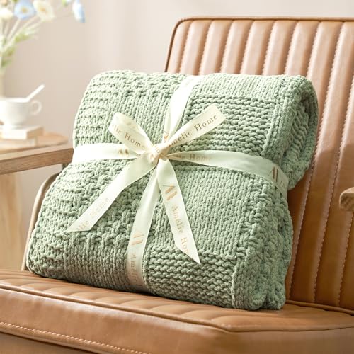 Amélie Home Checkered Chenille Knit Throw Blanket for Couch, Classic Texture Decorative Soft Blanket for Sofa, Chair & Bedroom, 60"x80", Sage Green