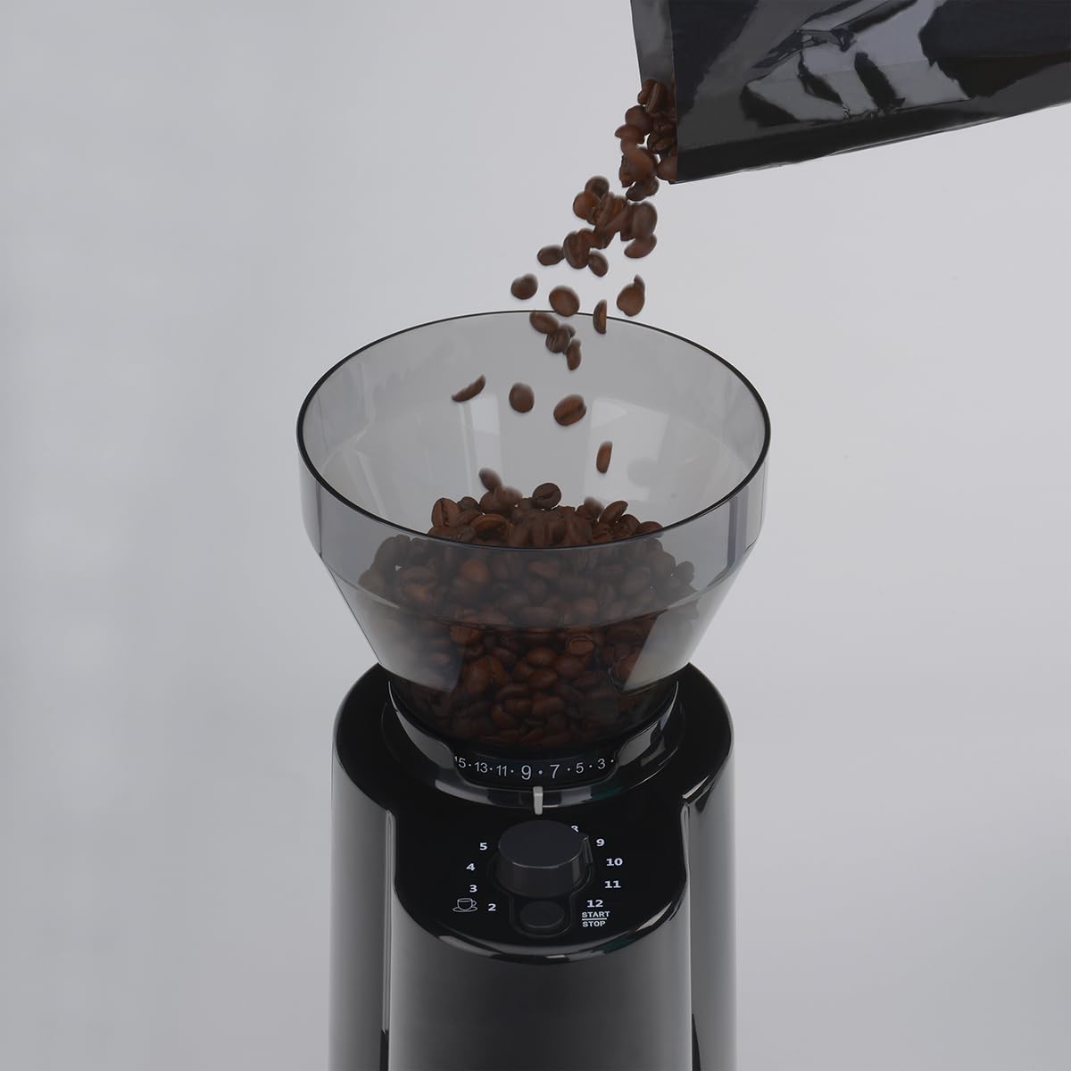 Cloer 7520 Moulin à café électrique avec broyeur conique en acier inoxydable, 2-12 tasses, 300 g de grains de café, 150 W, degré de mouture réglable, broyeur en acier inoxydable, noir