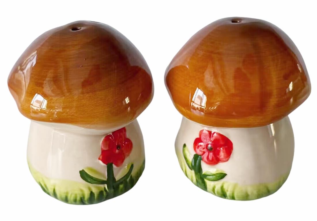 Hand painted 3D Ceramic Salt & Pepper Shaker Set, Mushrooms