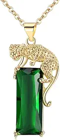 Colar Leopardo "Animale" Banhado a Ouro 18K com Pingente de Zircônia Verde – Aço Inoxidável Antialérgico – Símbolo de Força e Proteção Espiritual – Acompanha Bolsa de Veludo