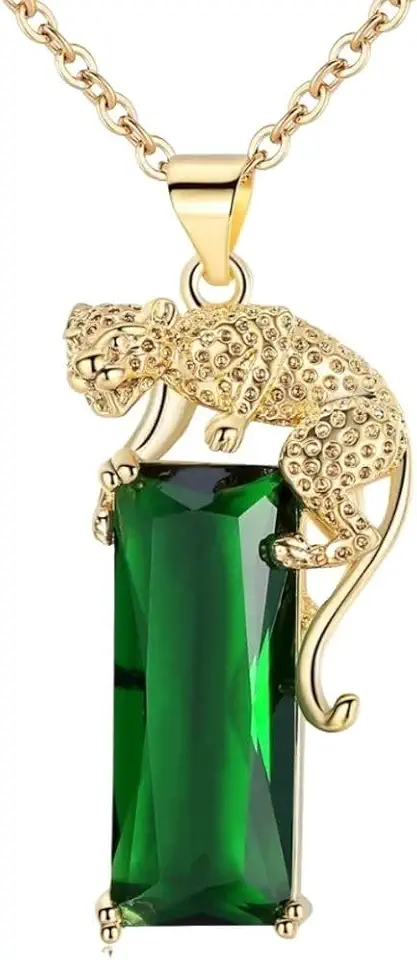 Colar Leopardo "Animale" Banhado a Ouro 18K com Pingente de Zircônia Verde – Aço Inoxidável Antialérgico – Símbolo de Força e Proteção Espiritual – Acompanha Bolsa de Veludo