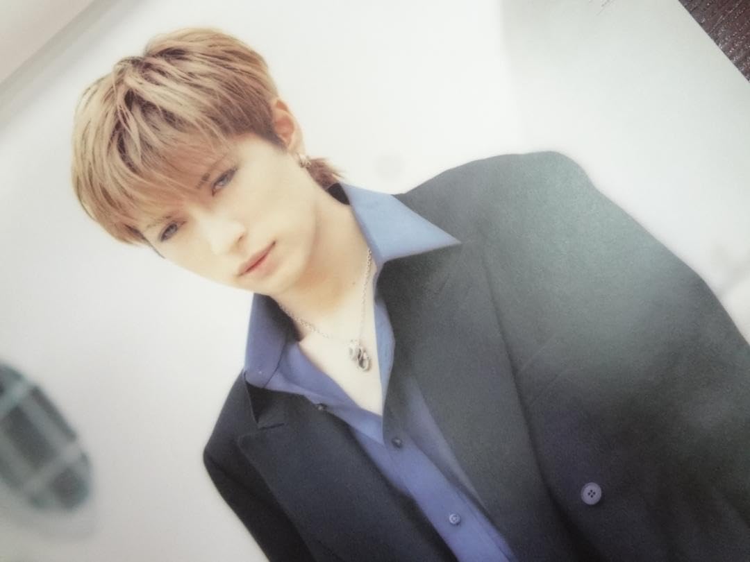 Amazon.co.jp: Gackt 2003版 カレンダーコレクション : 文房具 