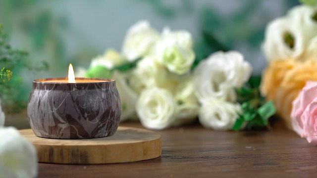 Scented Candles Gifts Sets for Women 4 Pack x 125g/5.65Oz Large Soy Wax Candle Set Womens Birthday Gifts Aromatherapy Candles 120Hr Long Clean Burn in Tin with Lid Gift Box,Gifts Card,Ribbon - Image 8