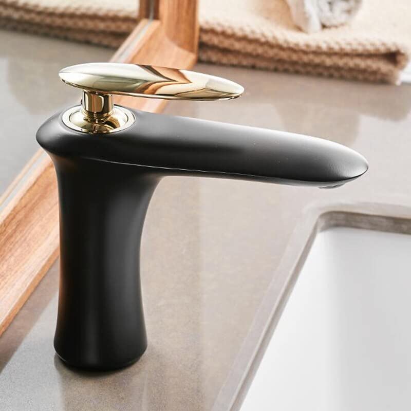 Mitigeur de lavabo de toilette pour remplacer un vieux robinet de salle de bain