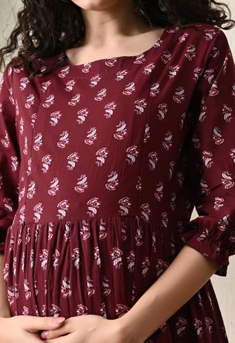 Image of Ichaa Women's Blue Cotton Printed Maternity Dress with Feeding Zips and Pocket| in Plus Sizes