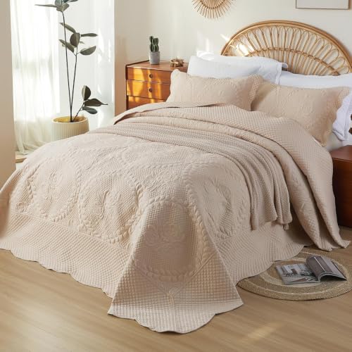 Image of EVENHUG Oversized King Bedspreads California King Quilt Set with Pillow Shams Extra Wide Large King Size Quilts Lightweight Coverlet Bedding Sets Beige 120 inchx128 inch