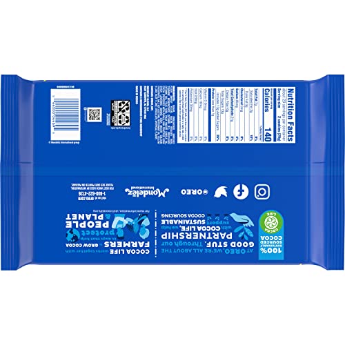 Image of OREO Mint Creme Chocolate Sandwich Cookies, Family Size, 12 - 20 oz Packs