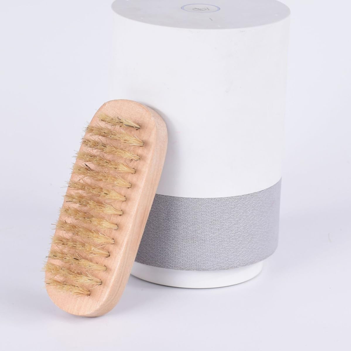 4pcs Double-sided Hand Nail Cleaning Brush Set with Sturdy Timber Bristles, Not Easy to Bend, for Fingernail Care and Pedicure Treatment in Salon