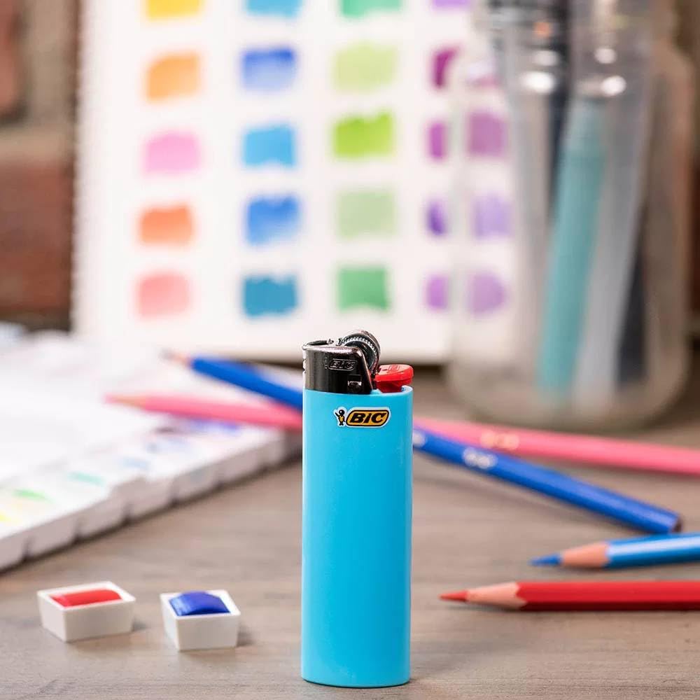 ISQUEIRO A GAS BIC GRANDE