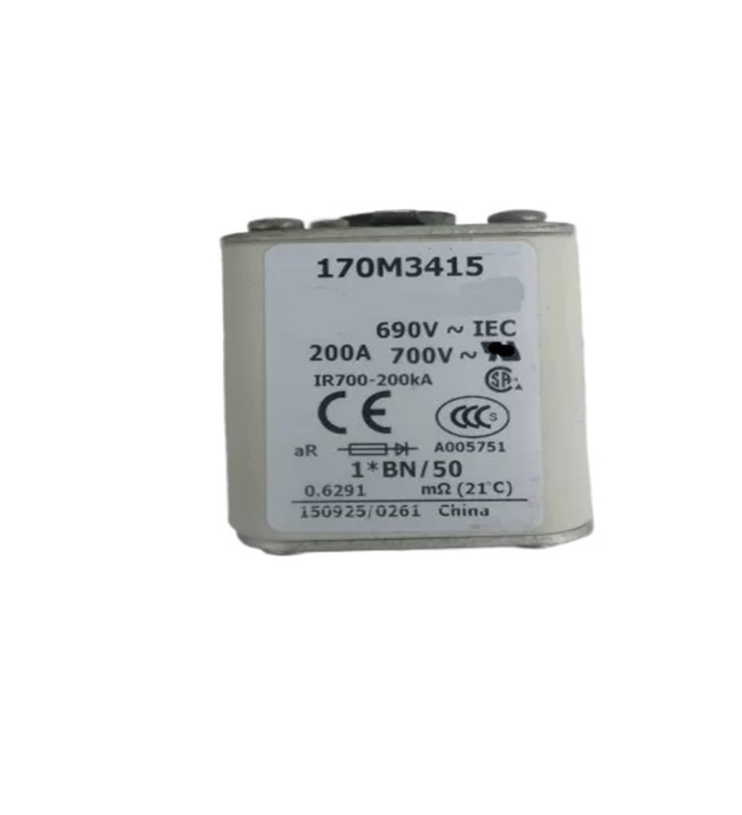 Fusible 170M3423 690V 450A pour protection industrielle standard
