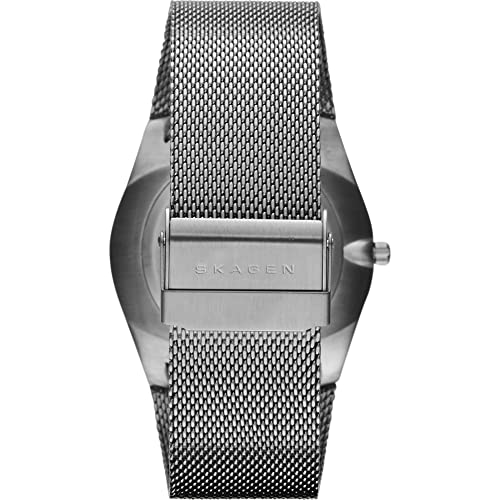 Skagen-Herrenuhr-Melbye-Day-Date-mit-drei-Zeigern-40-mm-Gehaeusegroesse-Mindestens-50-recycelte-Edelstahluhr