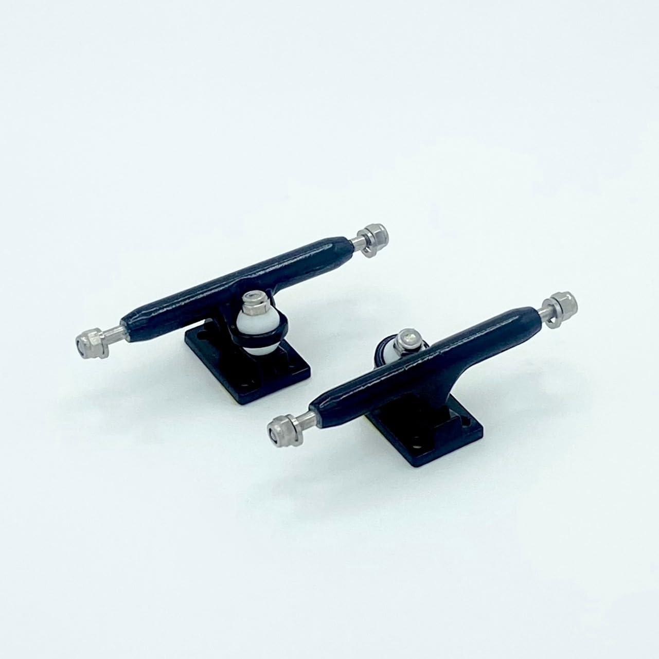 Amazon | UAG F.B Pro Trucks/トラック/ブラック / 32mm