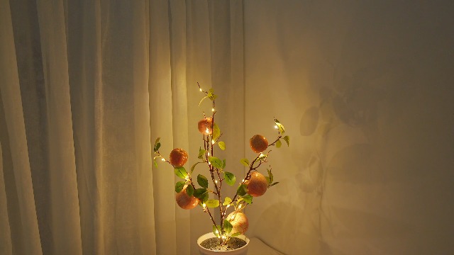 Image of Artificial Apple Tree Lamp Night Light,Apple Lamp for Home Shop Cafe Wedding Decor, Gifts for Women Mom Grandma Girlfriend on Birthday Christmas Valentines Mothers Day