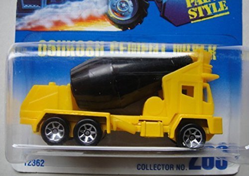 HOT WHEELS YELLOW AND BLACK SEVEN SPOKE #269 OSHKOSH CEMENT MIXER miniatura 2