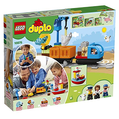 LEGO 10875 Duplo Tren de Mercancías Teledirigido con Luz y Sonido, Juguete con Vías, Accesorios, Figuras y Grúa, Regalos Niños y Niñas de 2,3 y 5 Años