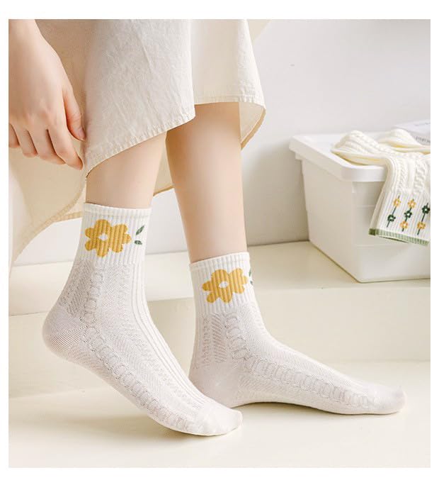 5 Pairs Womens Ankle Socks Cute Casual Breathable Cable Knit Floral Vintage Crew Socks2