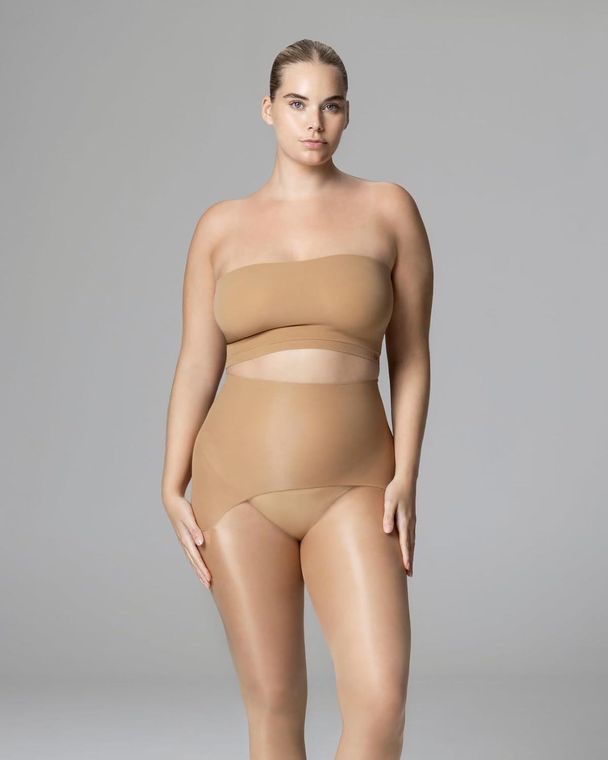 NOOSH PLAY Glossy Seamless Tights | Sleek Finish with Soft, Flexible Fit