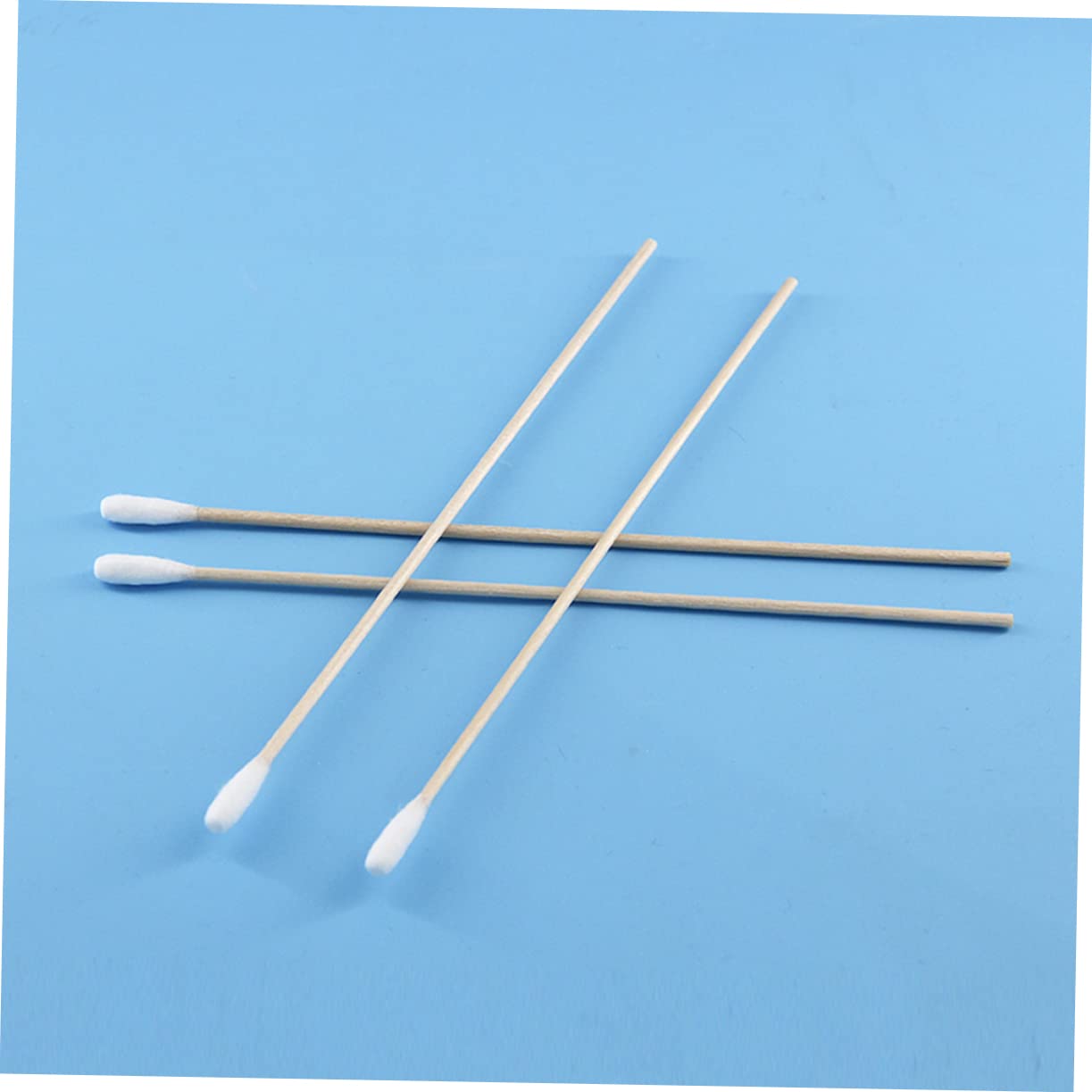 minkissy Cotton Stick Swab Box 500pcs Long Handle Cotton Swabs Soft Wood Tip for Gentle Cleaning
