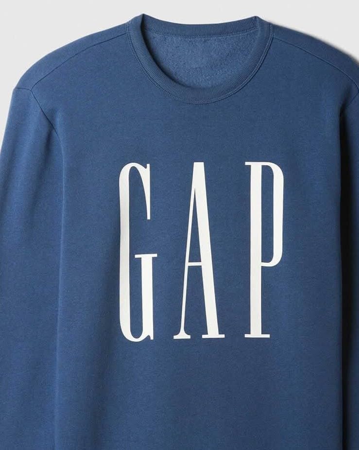 Image of Gap Men Printed Standard Fit Crew Full Sleeve Sweatshirt