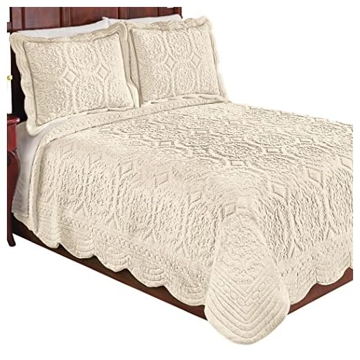 Collections Etc Exquisite Faux Fur Quilt Ivory King Ivory King