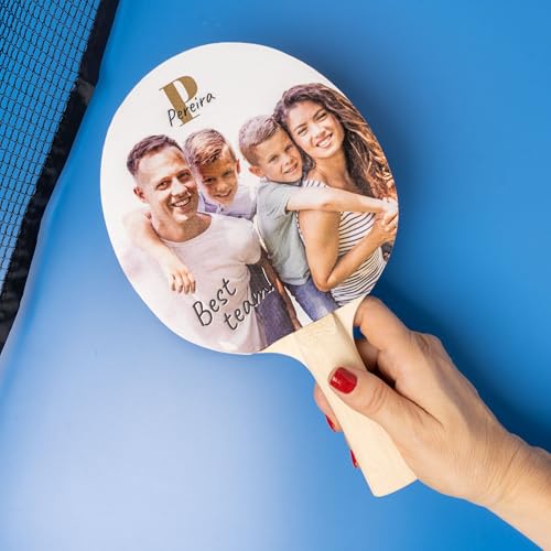 Wanapix | Pala de Ping-Pong Personalizada | Pala de Tenis de Mesa con Fotos y Nombre | De Madera y Goma | Personalizada por 1 Cara por Impresión Directa sobre la Goma | 100% Personalizada
