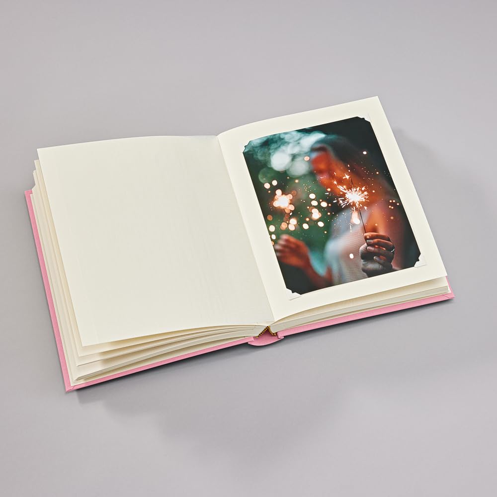 Semikolon (363975) Album Medium flamingo (różowy) - album fotograficzny/księga zdjęć z 80 kartkami kremowo-biały karton fotograficzny z pergaminowym papierem - 21,6 x 25,5 cm