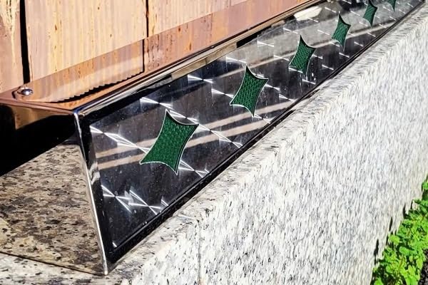 デコトラ　星抜き　アンドン500幅　工具箱下　燃料タンク下　シャーシ　鏡面仕様 デコトラ 星抜き アンドン500幅 工具箱下 燃料タンク下 シャーシ