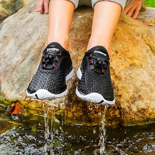 Image of DOUSSPRT Water Shoes for Kids Boys Girls Quick Dry Beach Sports Swim Pool Aqua Shoes for Toddler /Little Kid /Big Kid