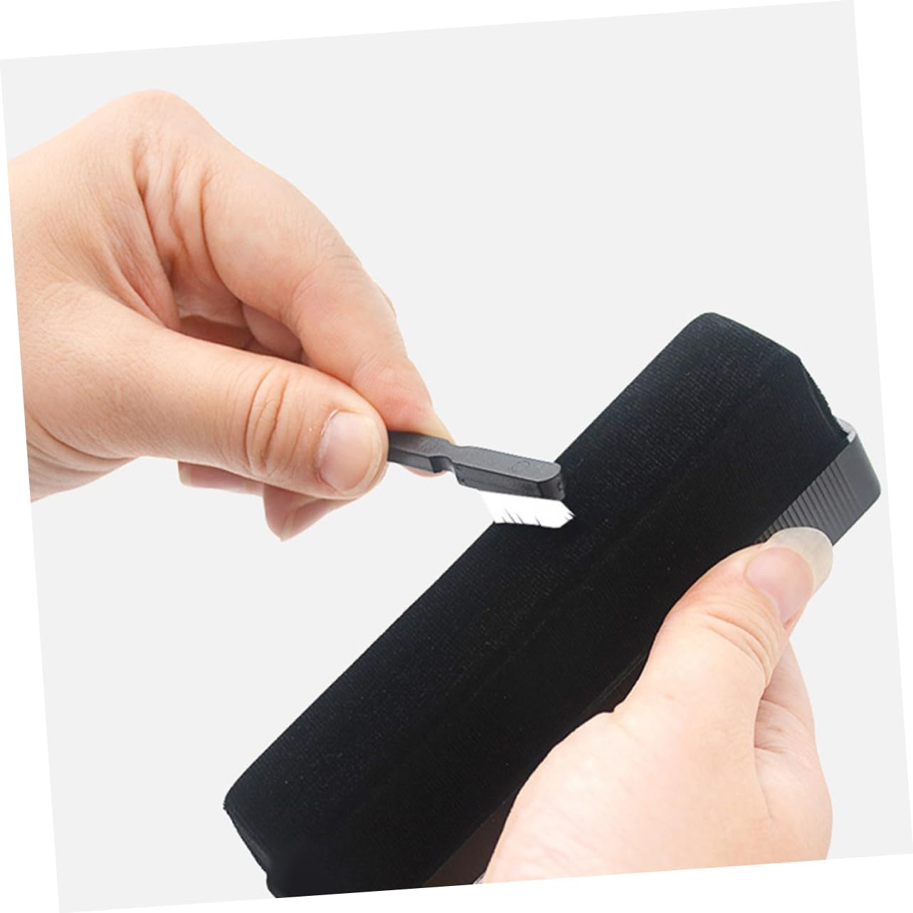 Kit de Limpieza para Vinilos y Tocadiscos Cepillo Antiestático y Paño de Terciopelo Portátil para Limpieza Completa en Casa o Viaje