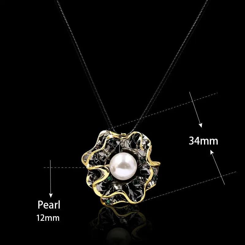 Collier fleur bicolore : sublimez votre décolleté sans irritation - 3