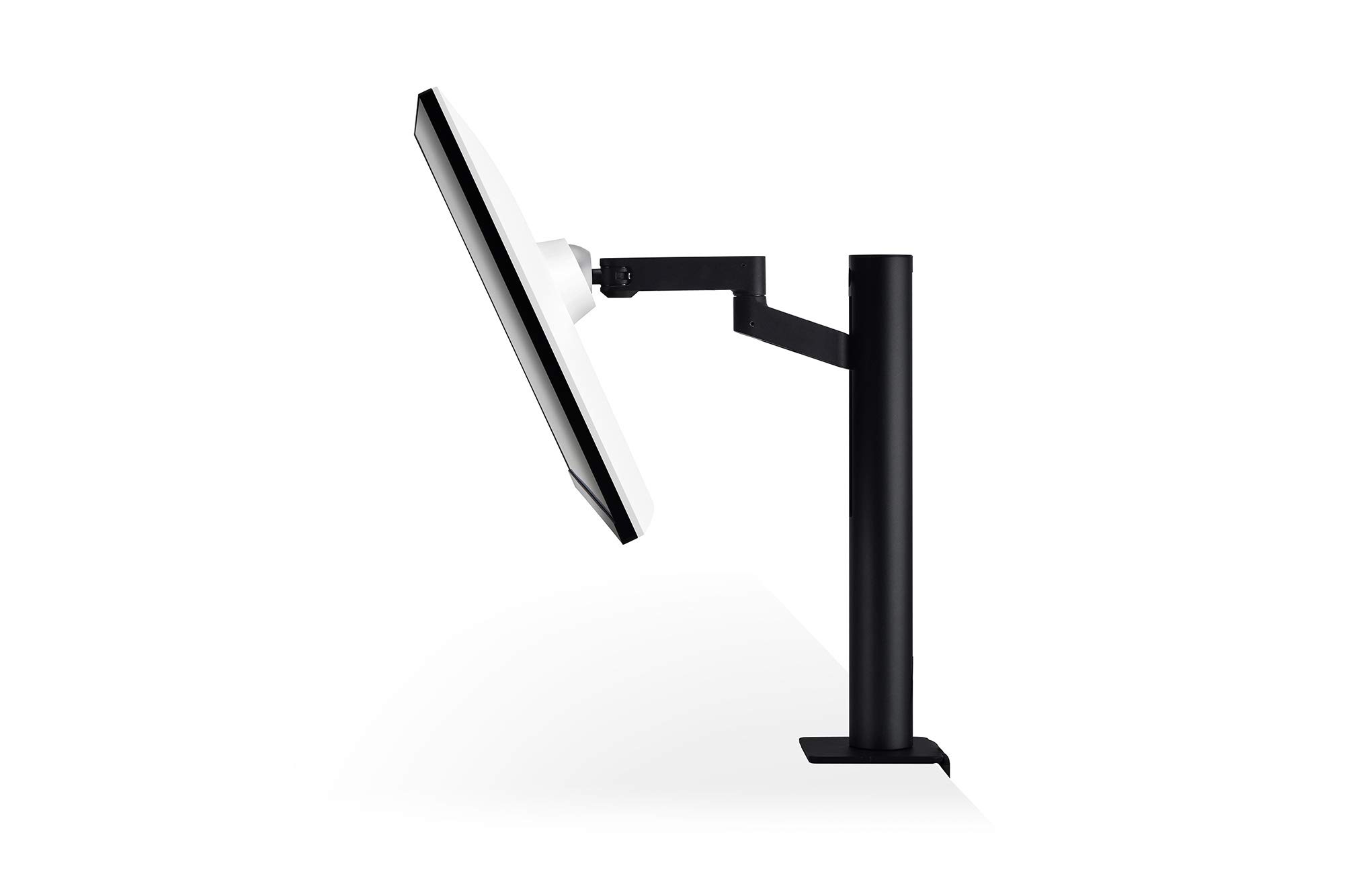 LG Ergo Ultrafine 32UN88AP-W Ecran PC 4K 32" - Dalle IPS résolution 3840x2160, 5ms 60Hz, HDR 10, DCI-P3 95%, Pied Ergonomique réglable, USB-C, Haut-parleurs