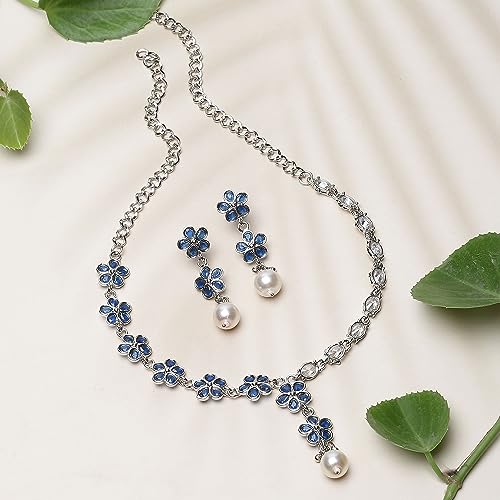 Flower Shape Diamond Necklace Set