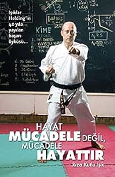 Paperback Hayat Mucadele Degil, Mucadele Hayattir [Turkish] Book