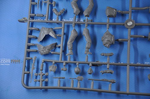 Master Box German Infantry WWII 1/35 Scale Model Kit - Western Europe 1944-1945, 4 Figures, Unpainted