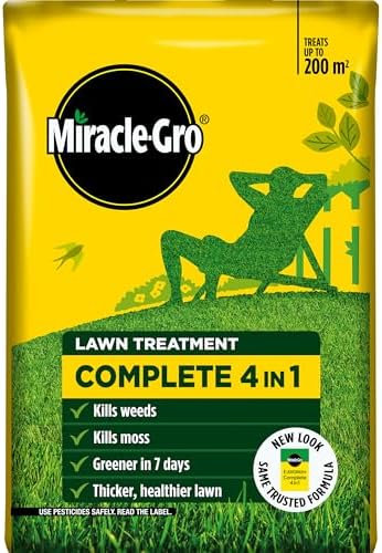Miracle-Gro Evergreen Complete 4-in-1 Lawn Food - 200 m2, Lawn Food, Weed & Moss Control, Yellow - View 3