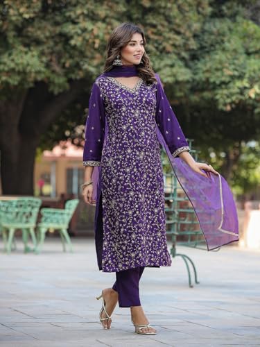 Image of Vaamsi Women's Silk Blend Floral Embroidered Straight Kurta Pant With Dupatta With Cotton Inner