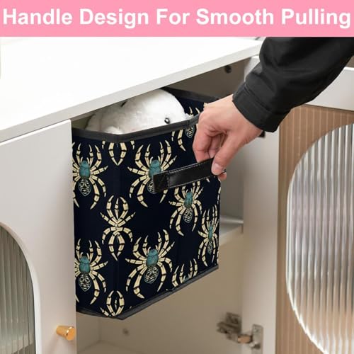 Boîte de rangement pliable pour optimiser un dressing encombré