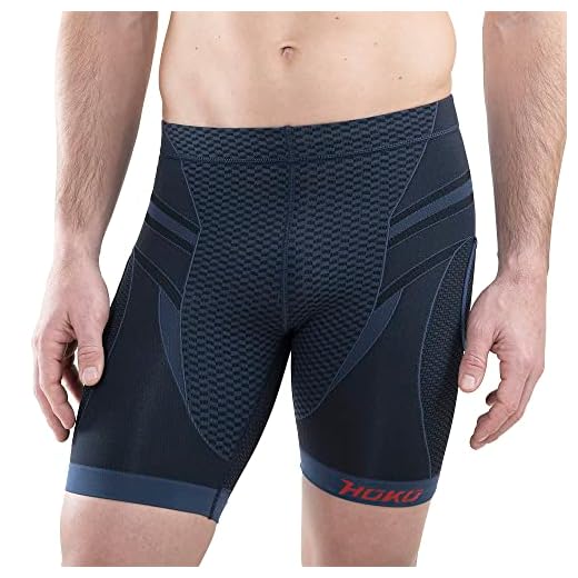HOKO - Malla Corta de Compresión Trail DOKO para Hombre | Equilibrio Sujeción y Movilidad para Correr en Montaña | Ideal para Hacer Deporte, Trekking o Running | 3 Bolsillos | Color Navy, Talla XL