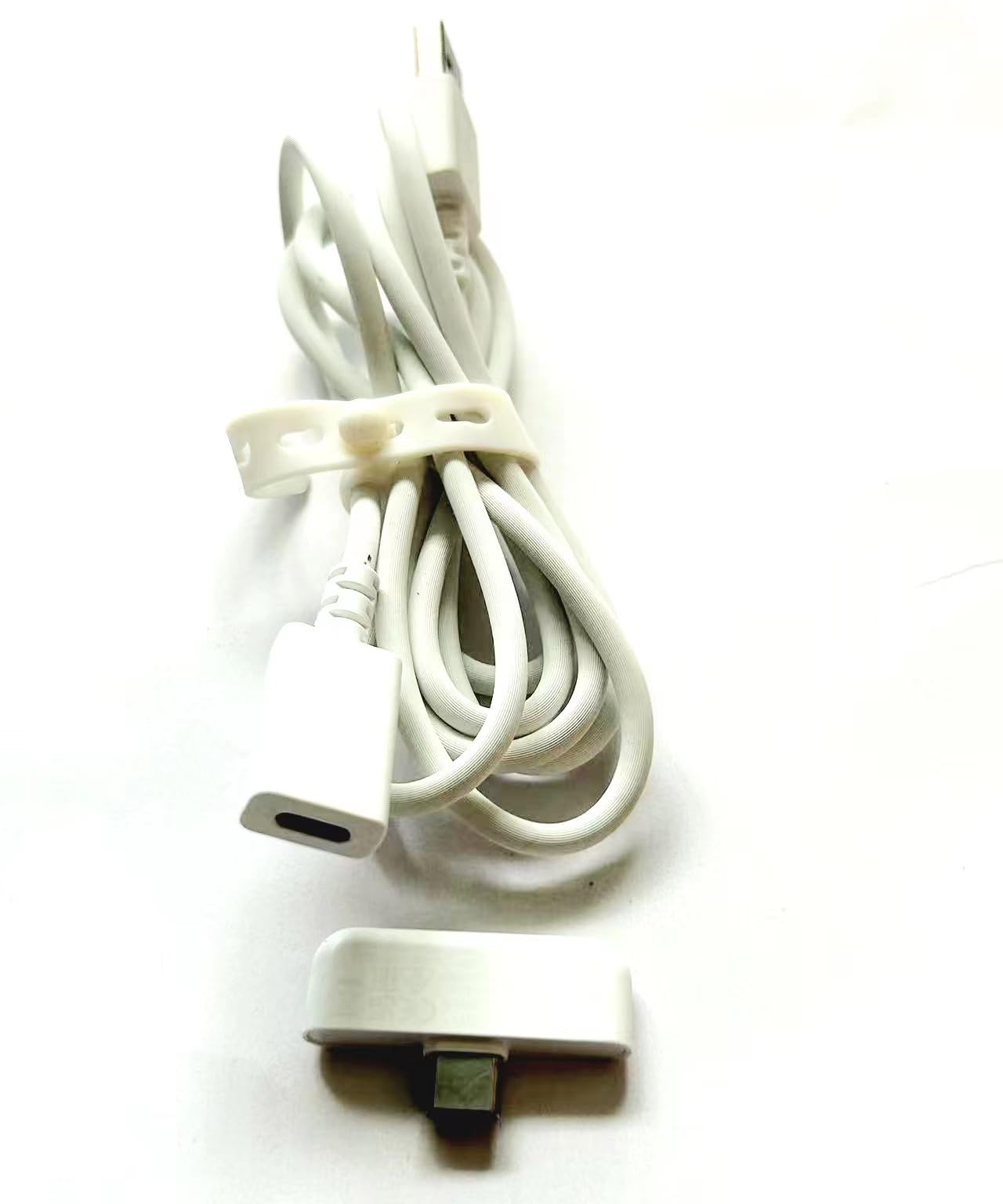 新品同様品　Razer BARRACUDA X  USB-Cアダプタ　ヘッドホン USB Type-Cドングルであらゆるデバイスに接続可能なワイヤレス