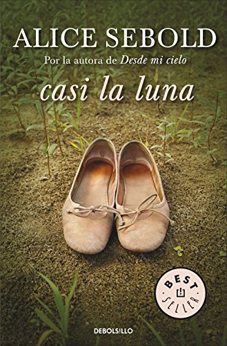 Casi la luna (Spanish Edition) [Spanish] 8483469049 Book Cover