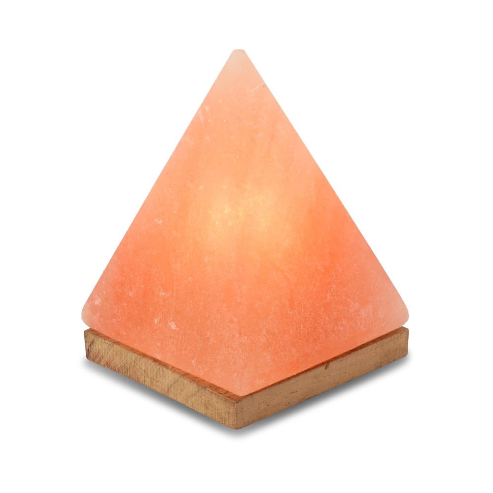 Beleuchteter Salzkristall Pyramide mit Holzsockel, inklusive Elektrik und Spezial-Leuchtmittel (E14), Kristallsalz, Orange, 12,5 x 12,5 x 17,5 cm aus Punjab / Pakistan
