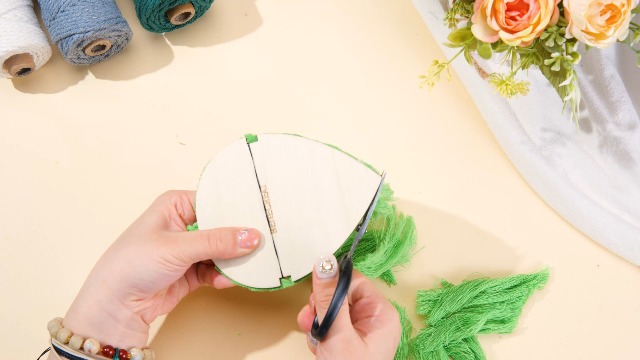 Kit Macramè Per Nappe - Set Di 4 Pezzi Con Pettine E Stampi A Foglia, Per Decorazioni Fai Da Te - Foto 4