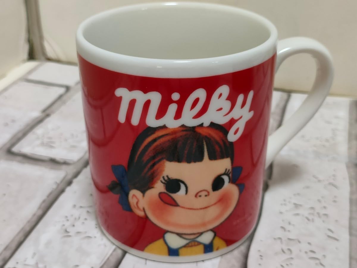 Amazon.co.jp: ペコちゃん70周年プレミアムマグ 昭和36年イラスト