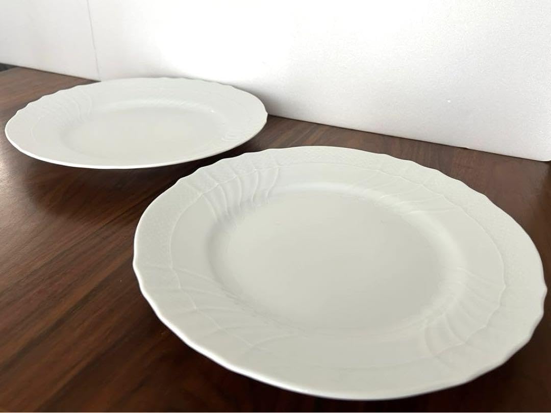 リチャードジノリ　ベッキオホワイト　26cm 2枚セット リチャード・ジノリ ベッキオホワイト 26cm 2枚セット Amazon.co.jp