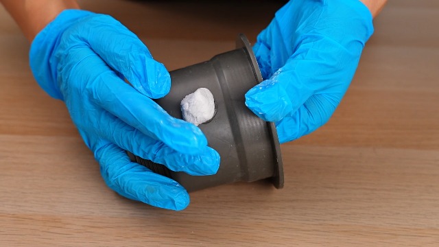 Image of Putty Sculpt Clay Modeling Compound for Sculpting, Modeling, Building, Repairing, Epoxy Putty Self-Hardening Easily Repairs Metal, Wood, Tile, Ceramics Concrete White 200g
